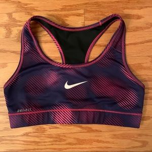 [3 FOR 25] Nike Sports Bra